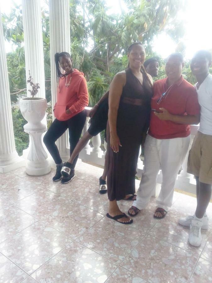 מונטגו ביי Paradise Palms Jamaica Vacation Rental מראה חיצוני תמונה